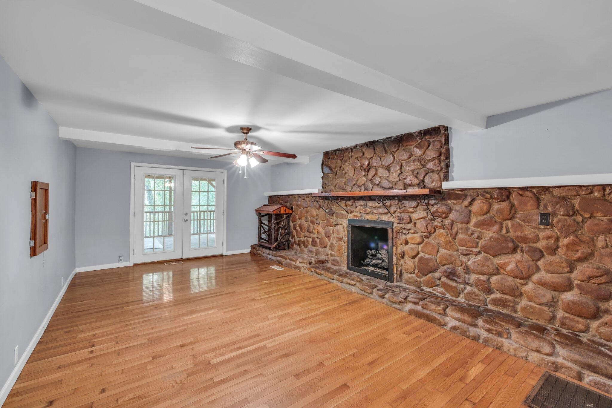 13776 Dell Drive