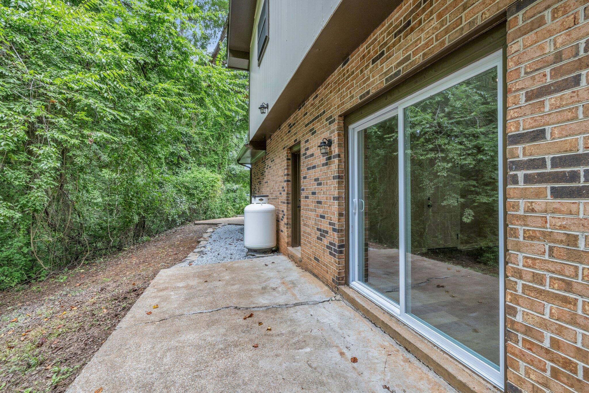 6832 Deerwood Drive