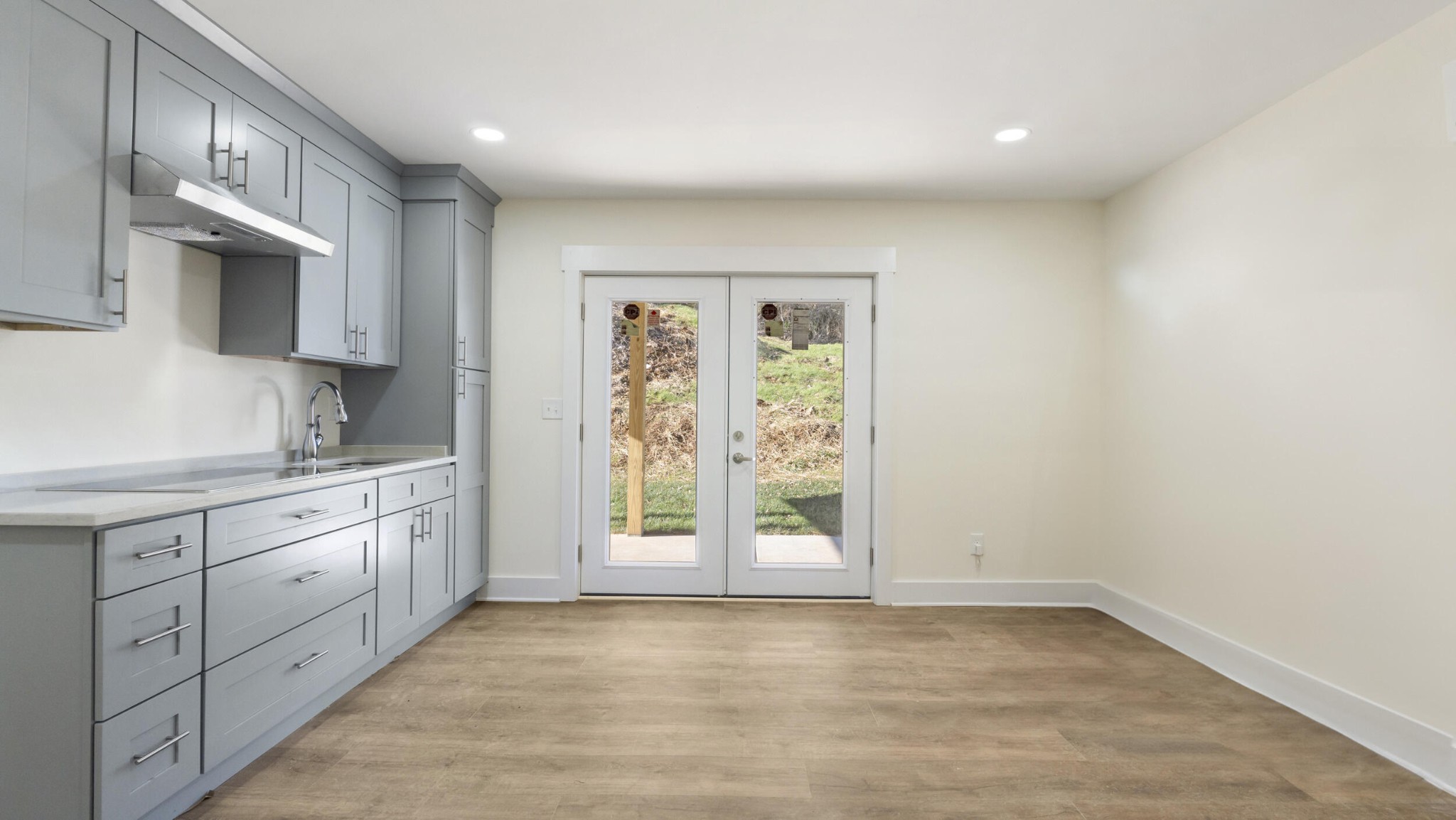 4509 Oakland Avenue Unit: Lot 1