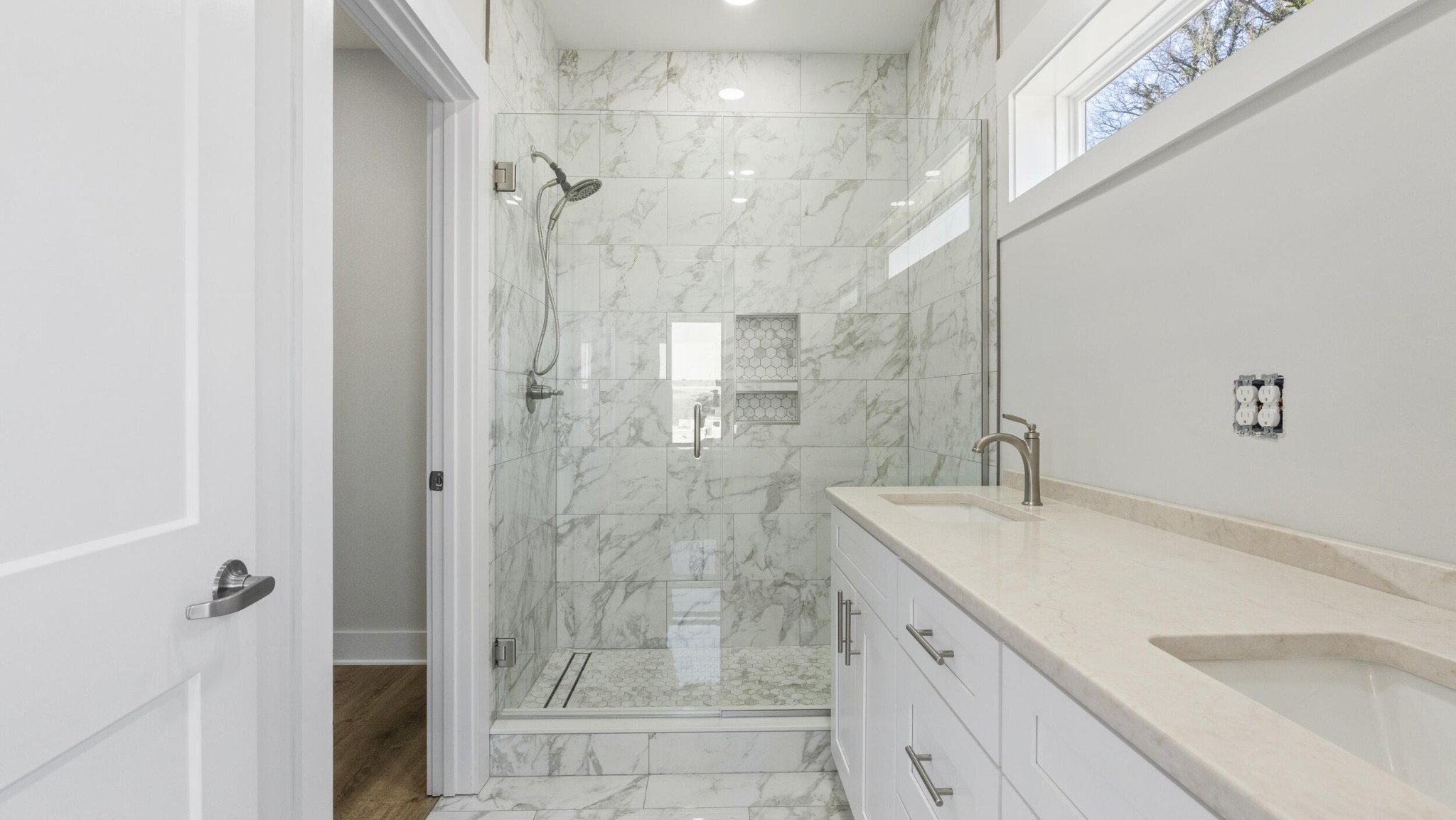 4509 Oakland Avenue Unit: Lot 1