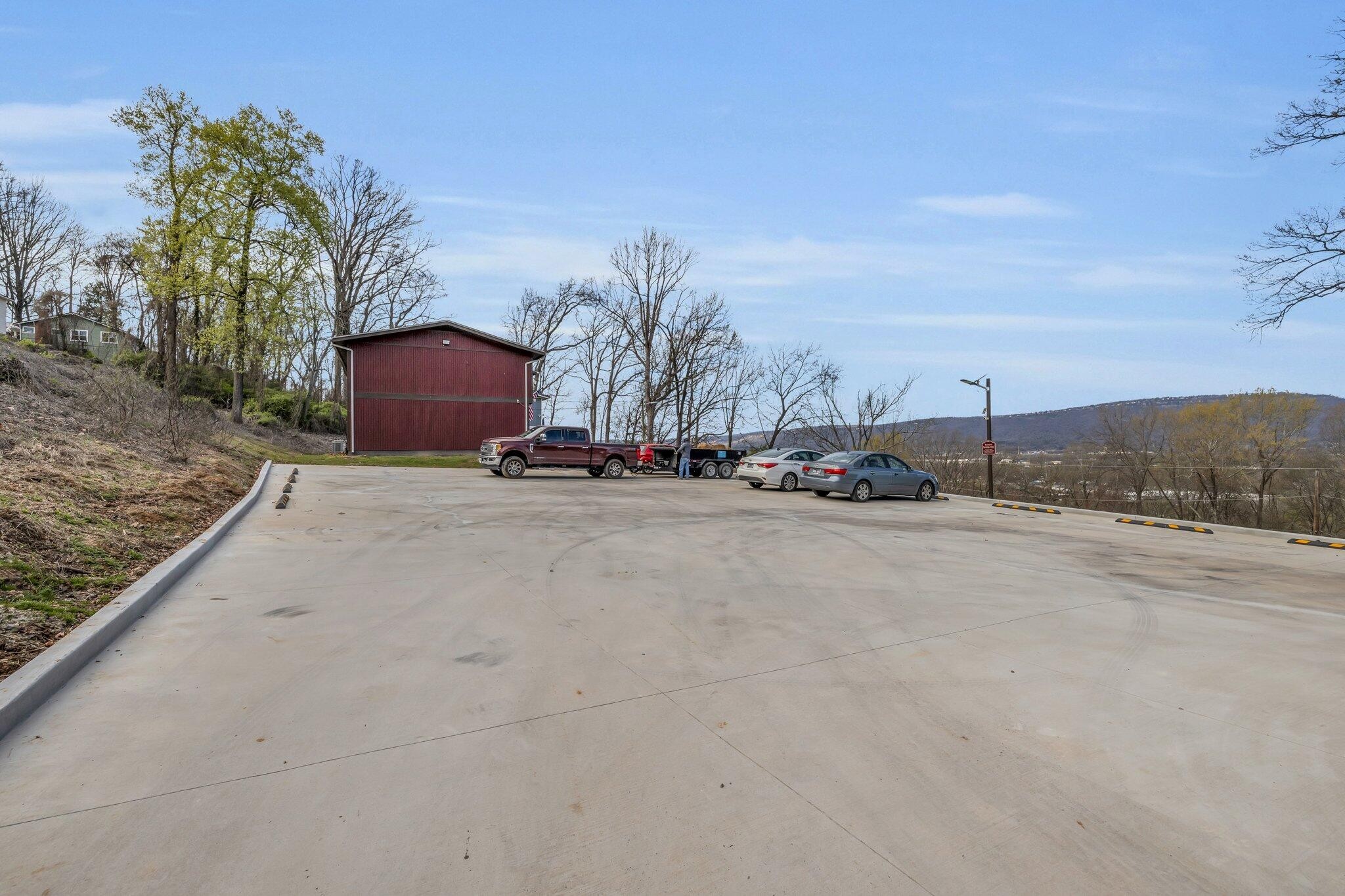 3332 Roadrunner Trail