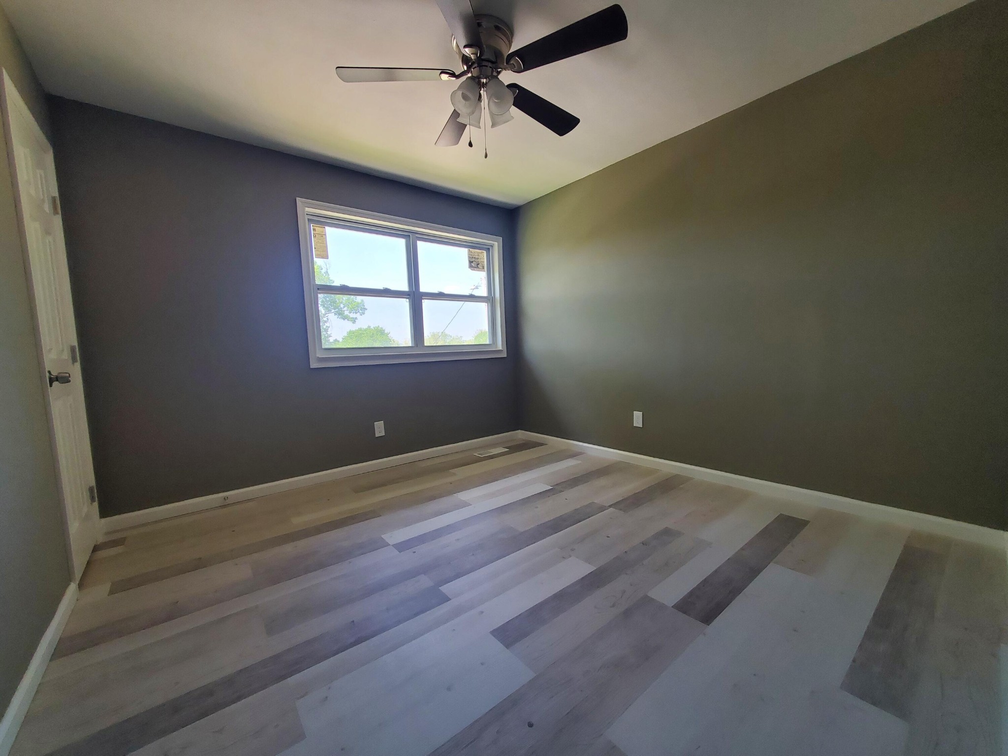 3332 Roadrunner Trail