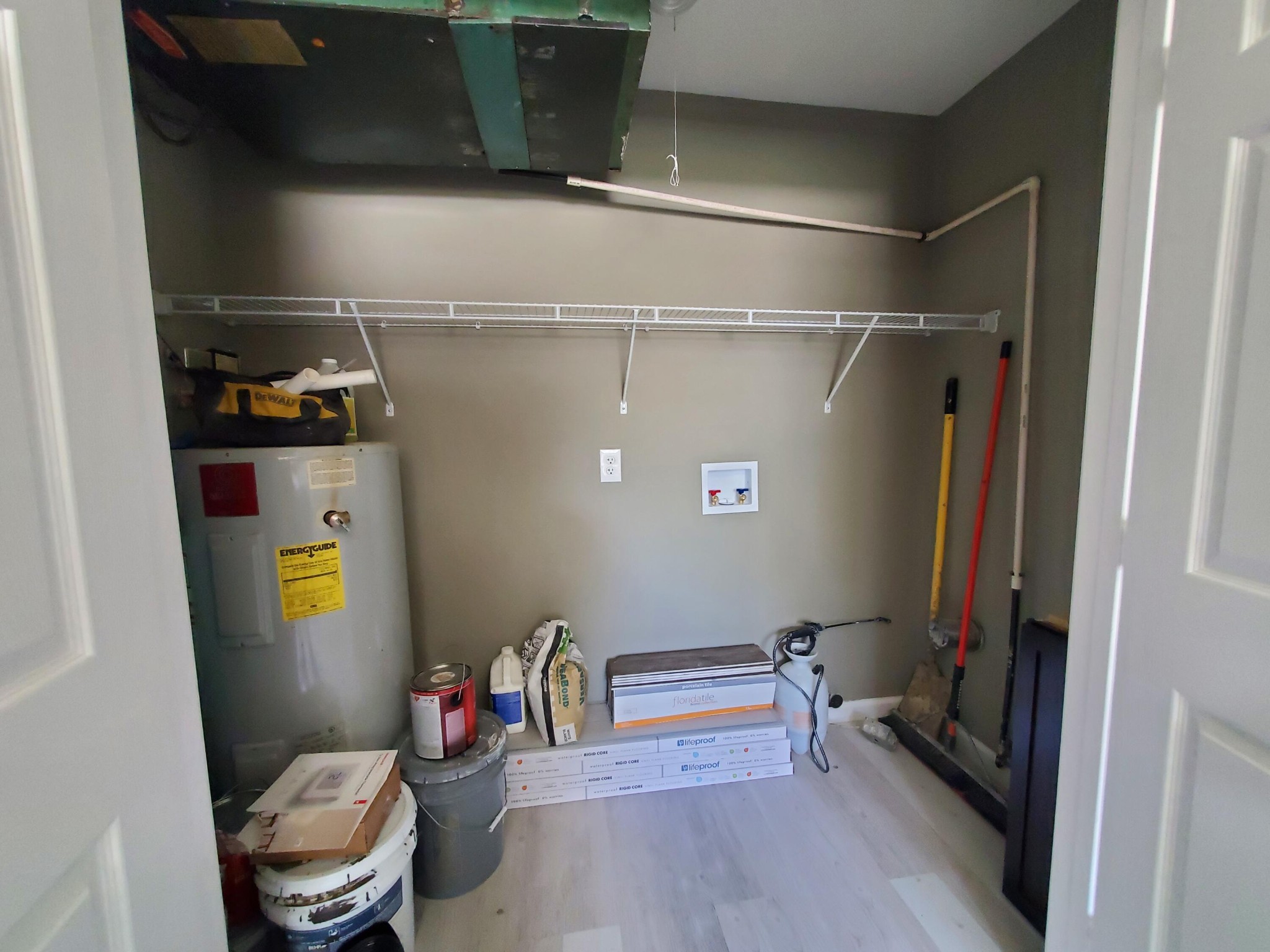 3332 Roadrunner Trail