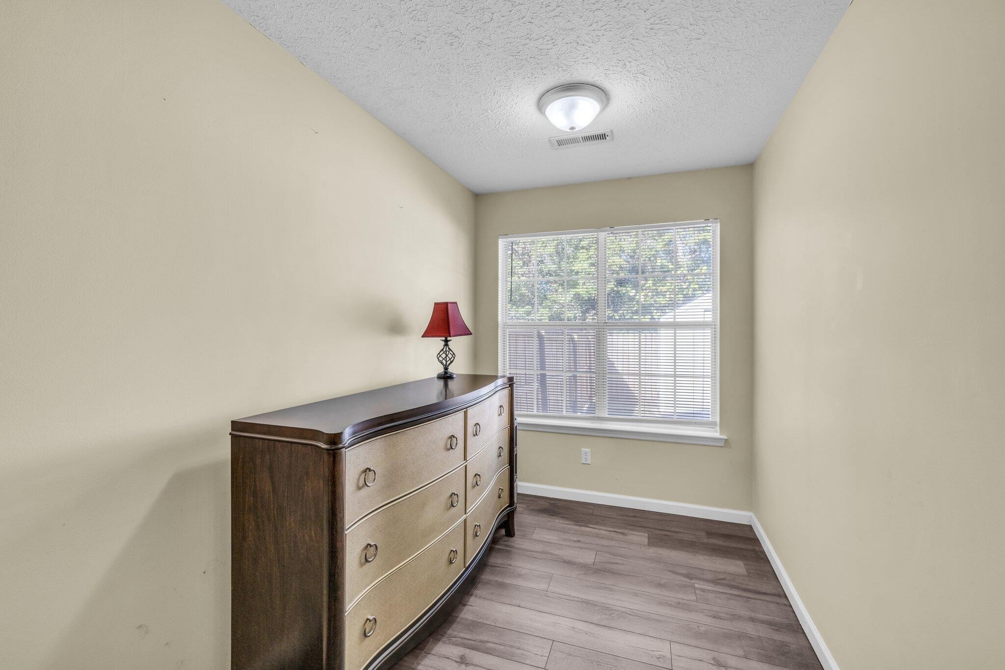 2719 Applebrook Lane