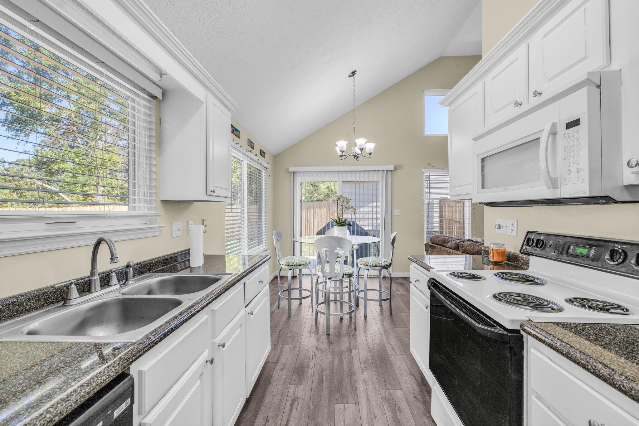 2719 Applebrook Lane