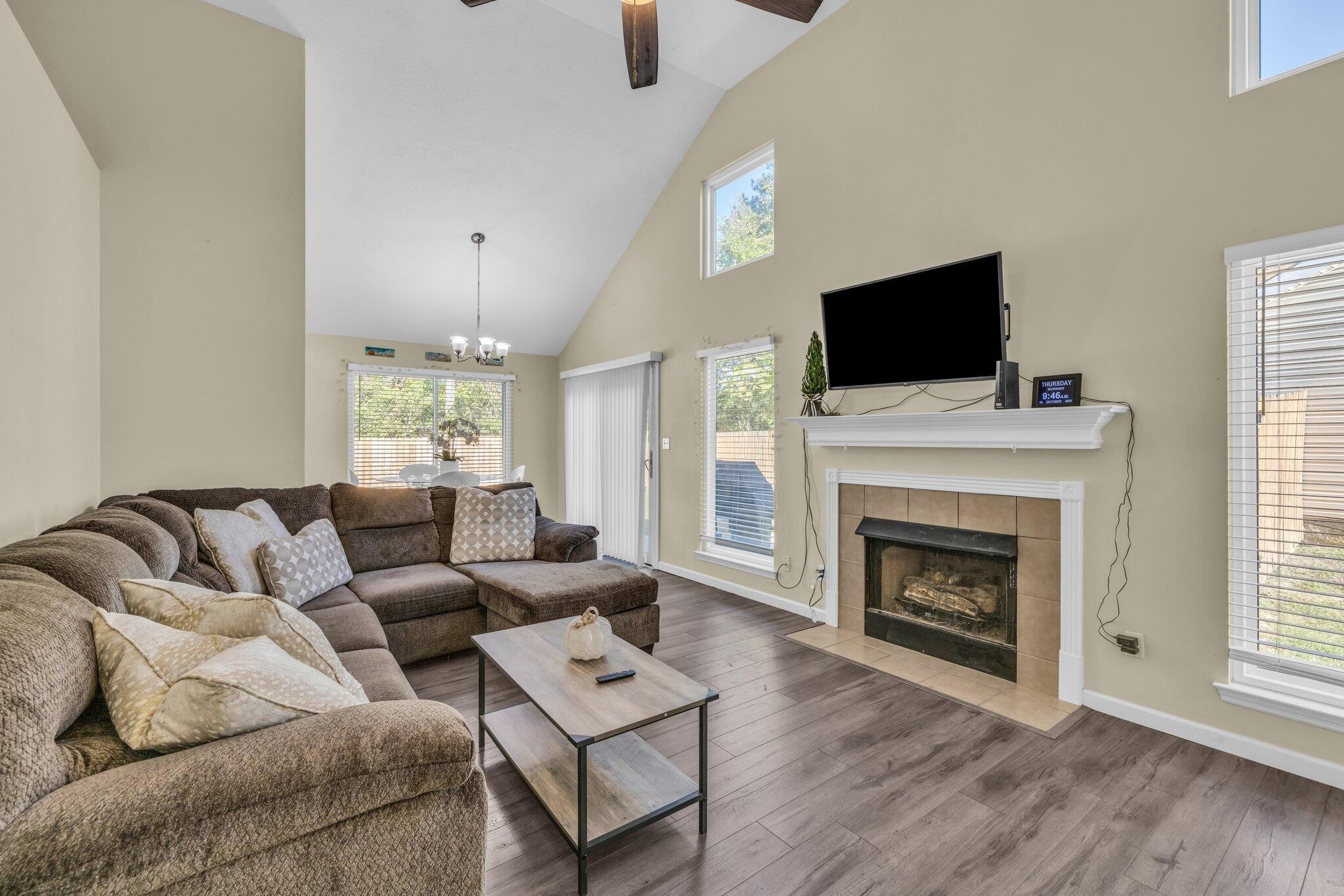 2719 Applebrook Lane