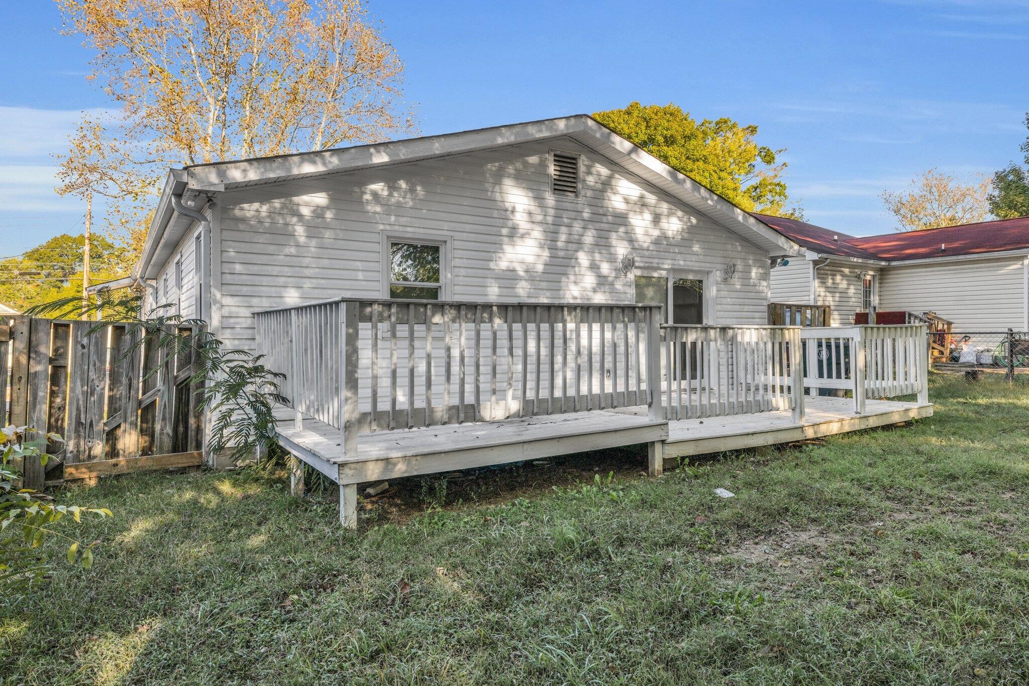 1610 S Smith Street