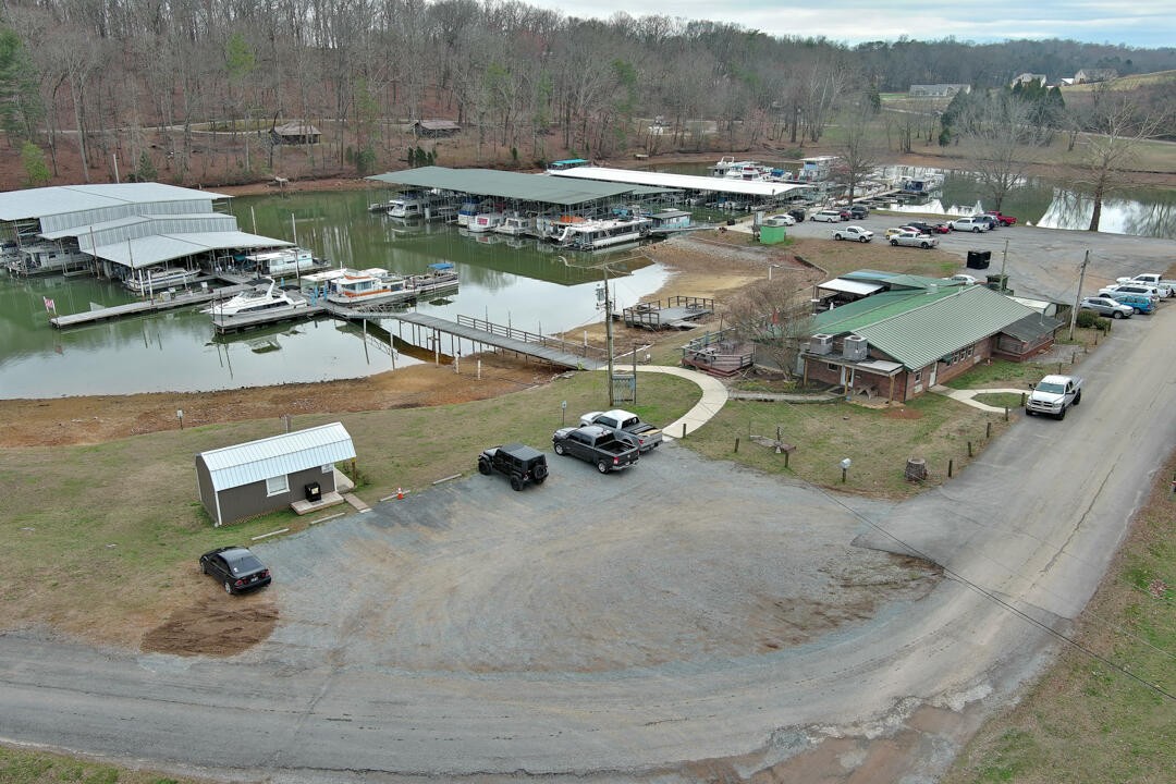 135 Waters Edge Road