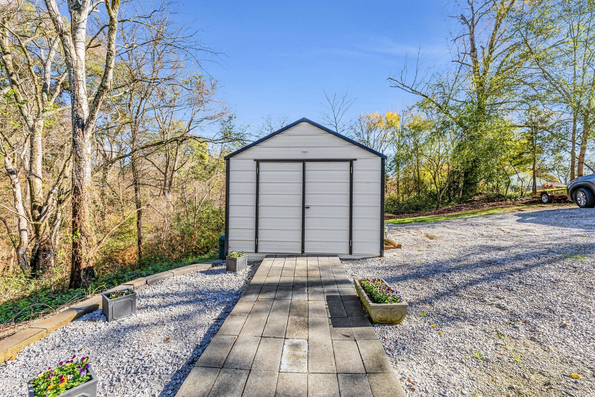 5415 Old Pike