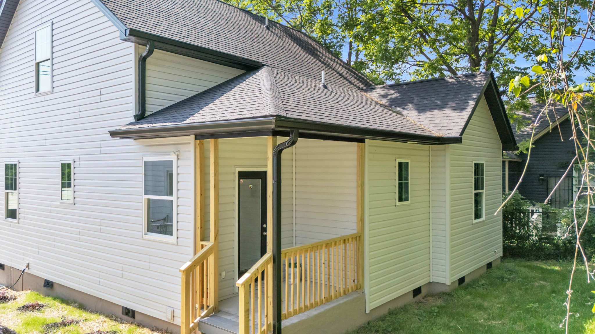 4217 Oakland Avenue Unit: Lot 194