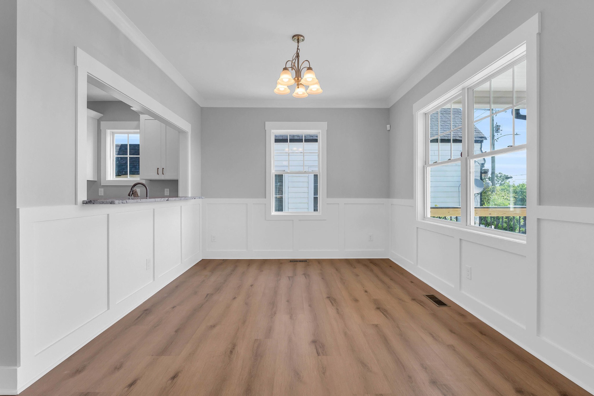 4217 Oakland Avenue Unit: Lot 194