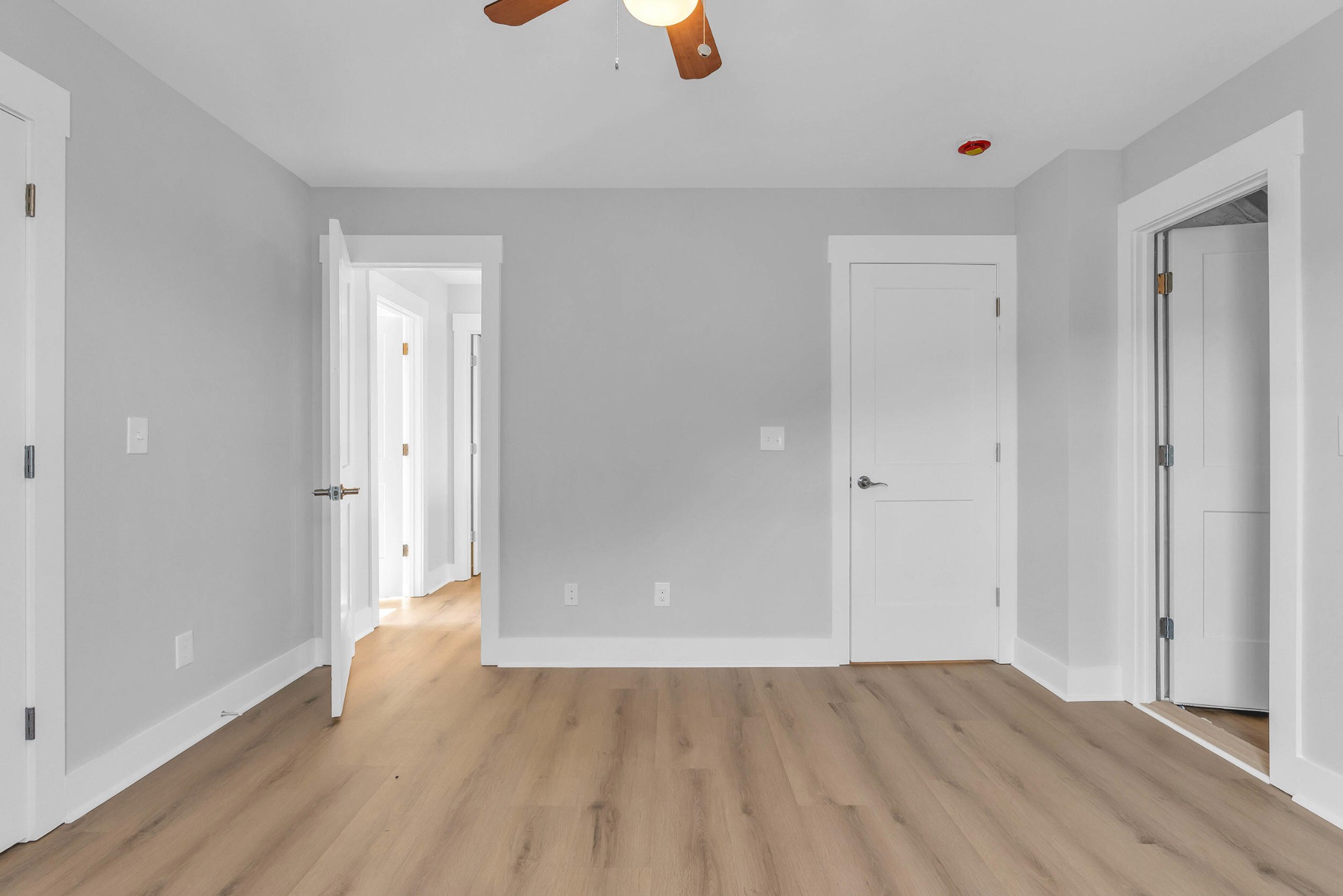 4217 Oakland Avenue Unit: Lot 194