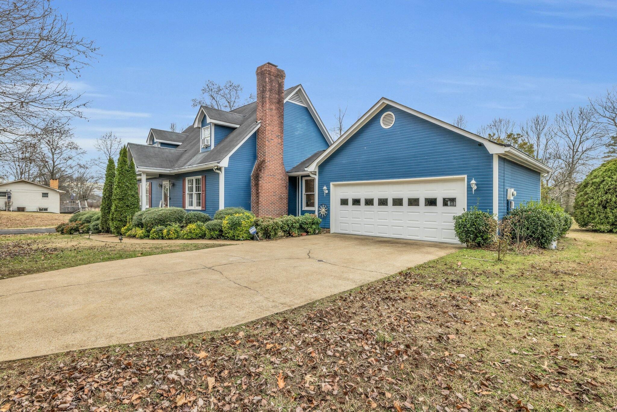 1129 Robin Hood Drive, NW