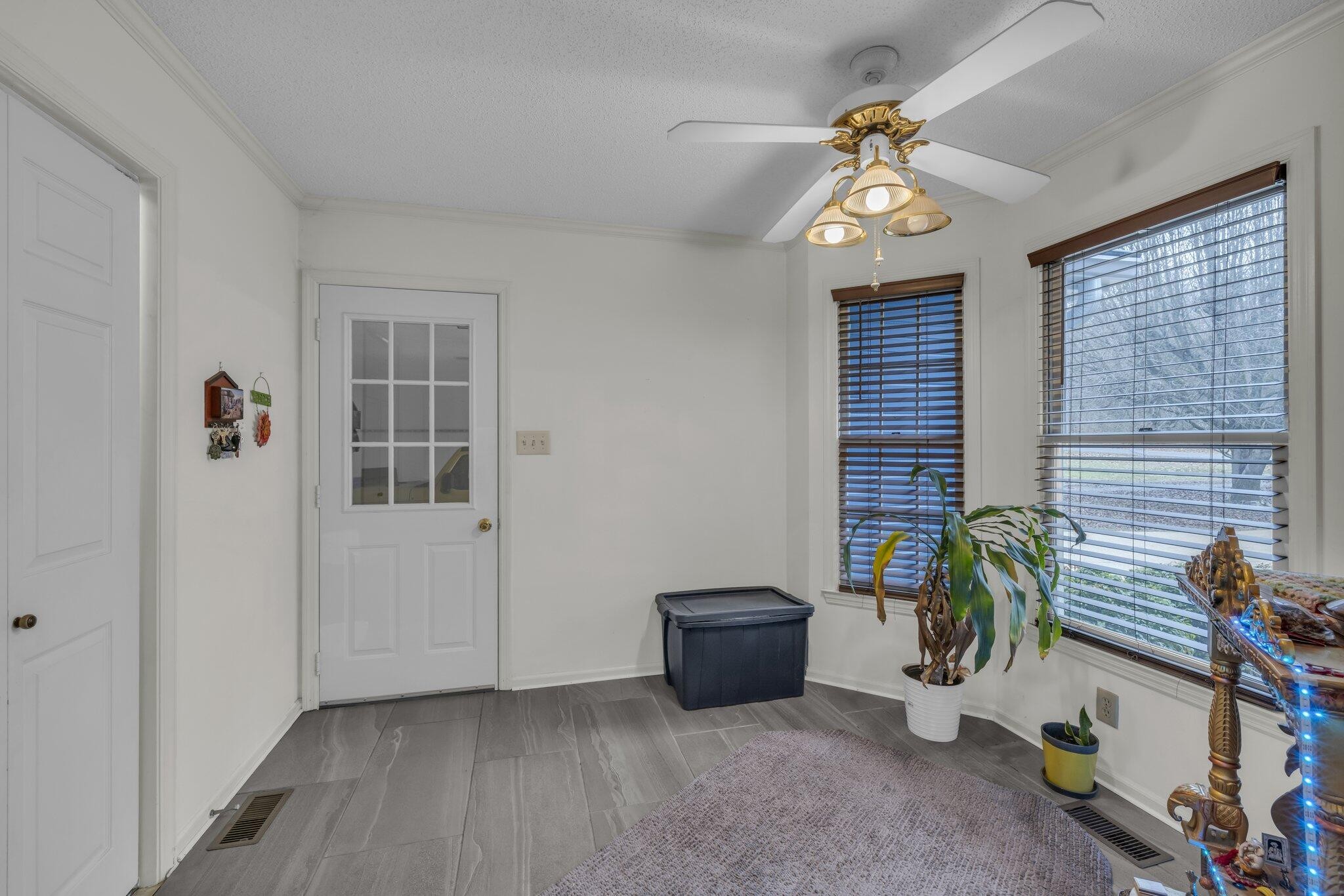 1129 Robin Hood Drive, NW
