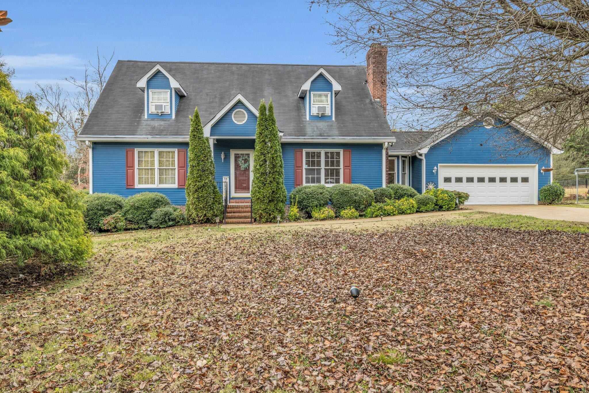 1129 Robin Hood Drive, NW