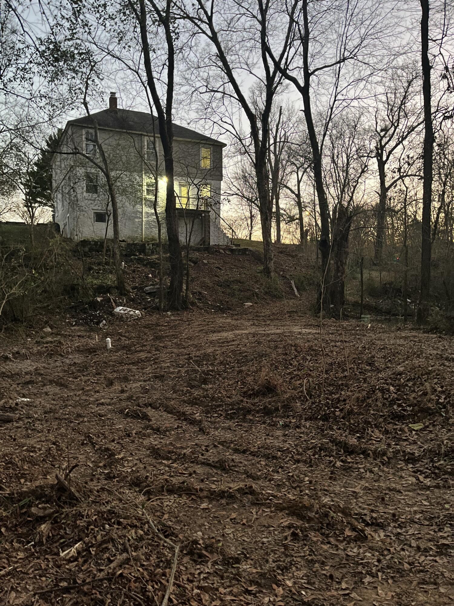 5411 Old Pike
