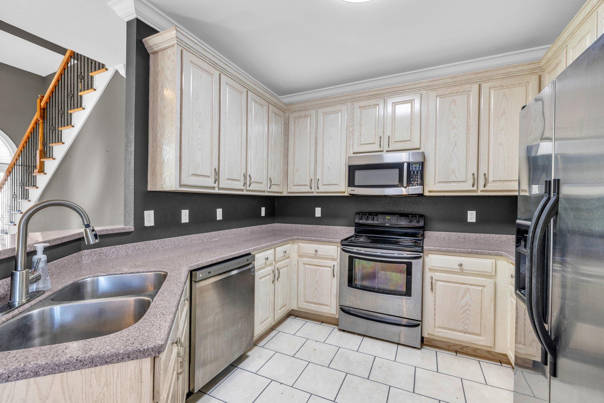 2535 Waterhaven Drive