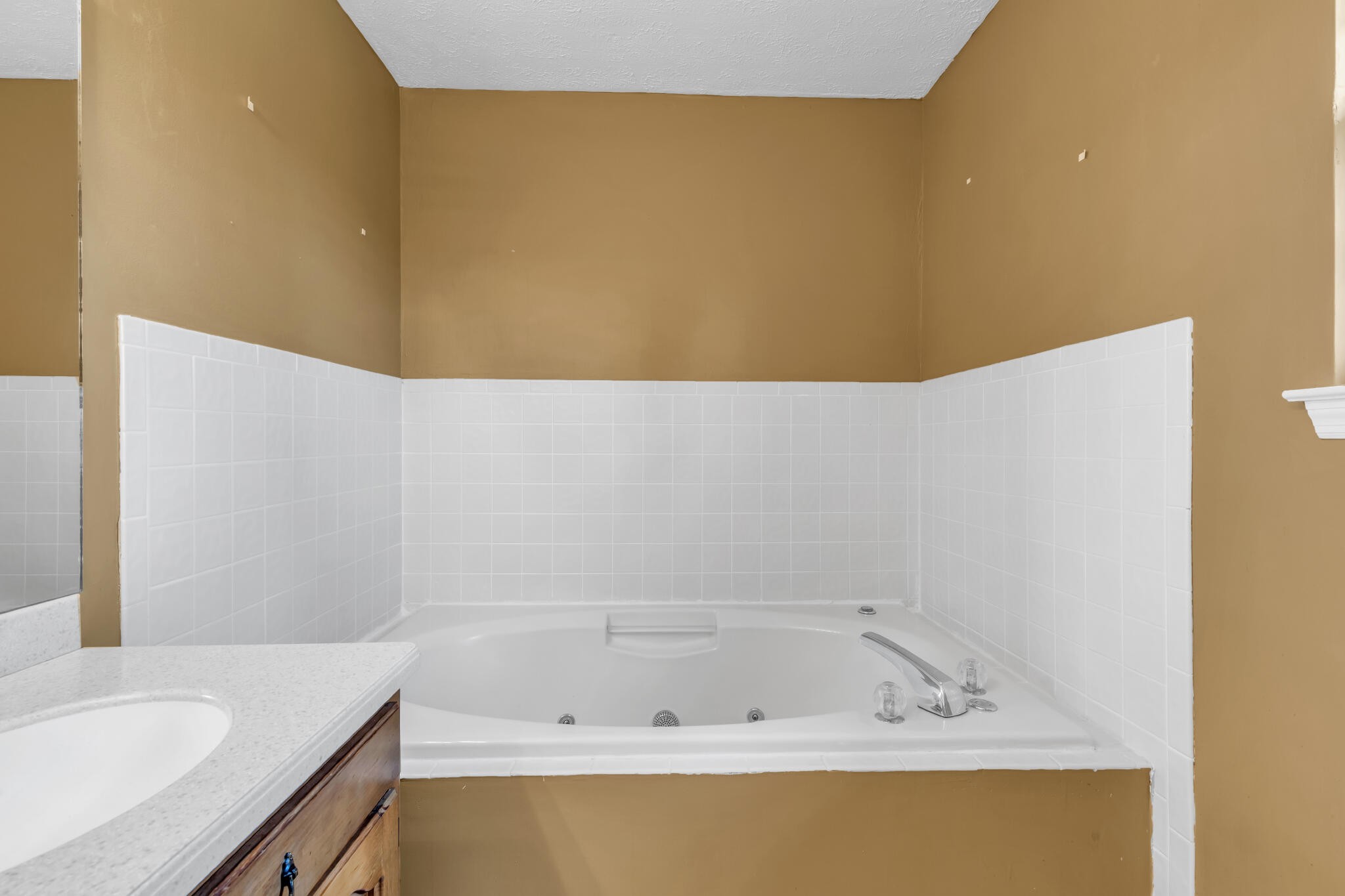 7918 Holly Hills Drive