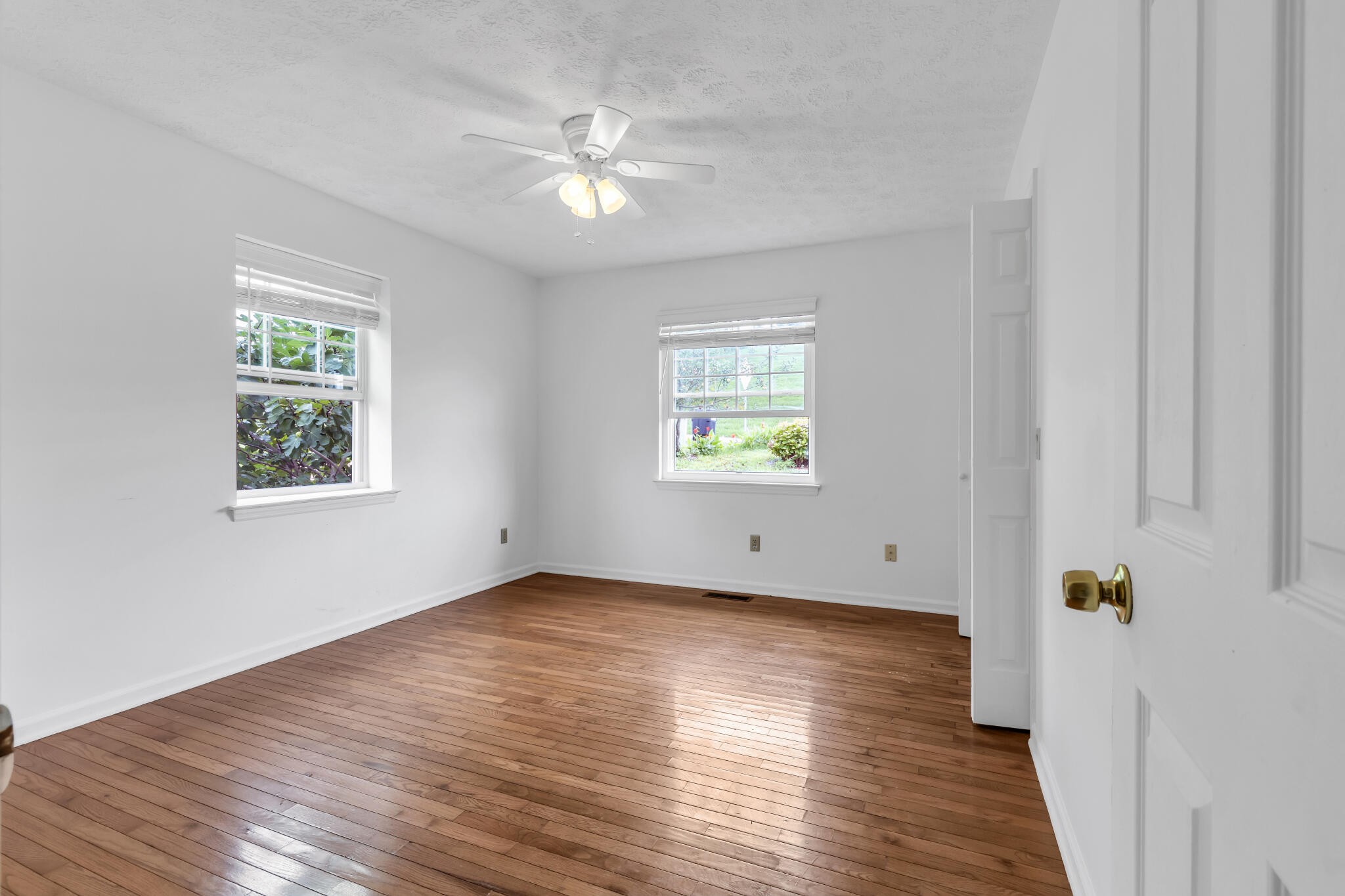 7918 Holly Hills Drive