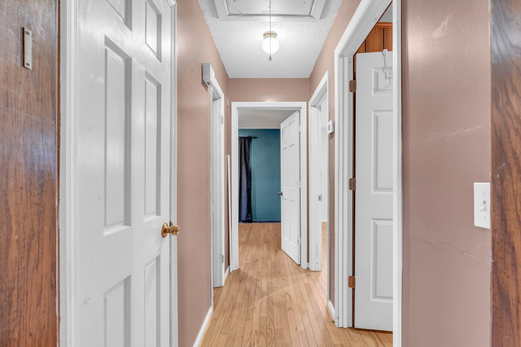 3224 Mountain View Drive