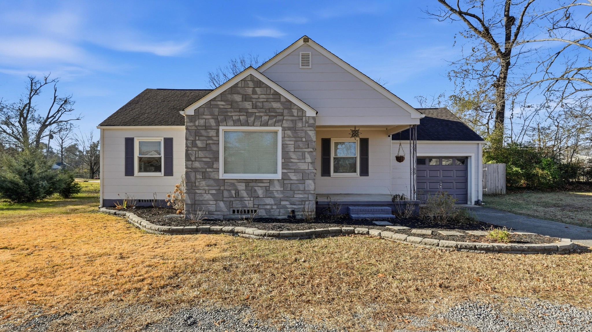 1601 Castleberry Avenue