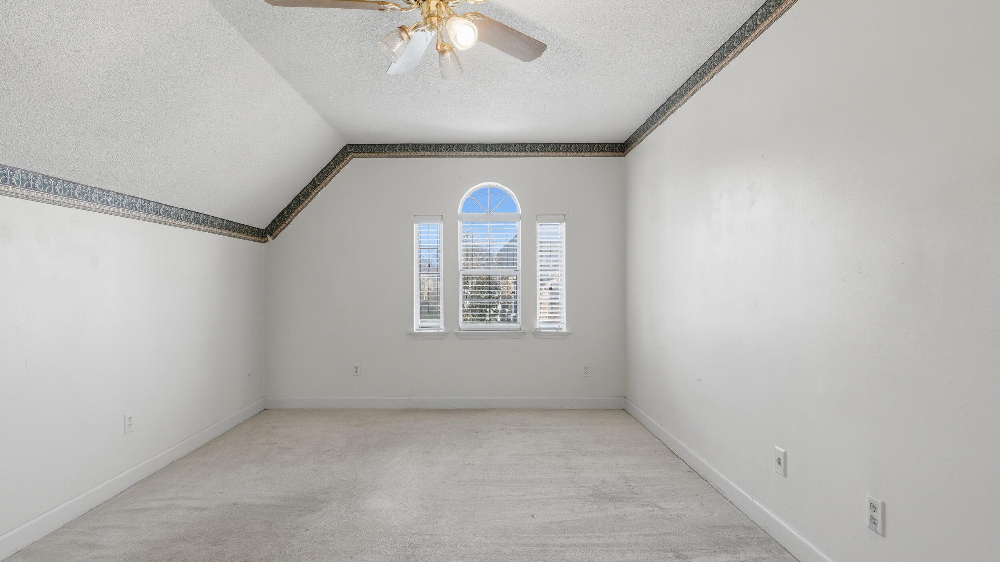 7618 Asherton Lane