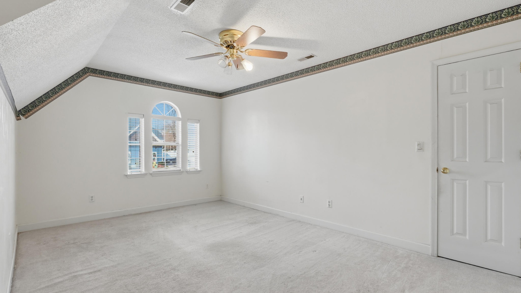 7618 Asherton Lane