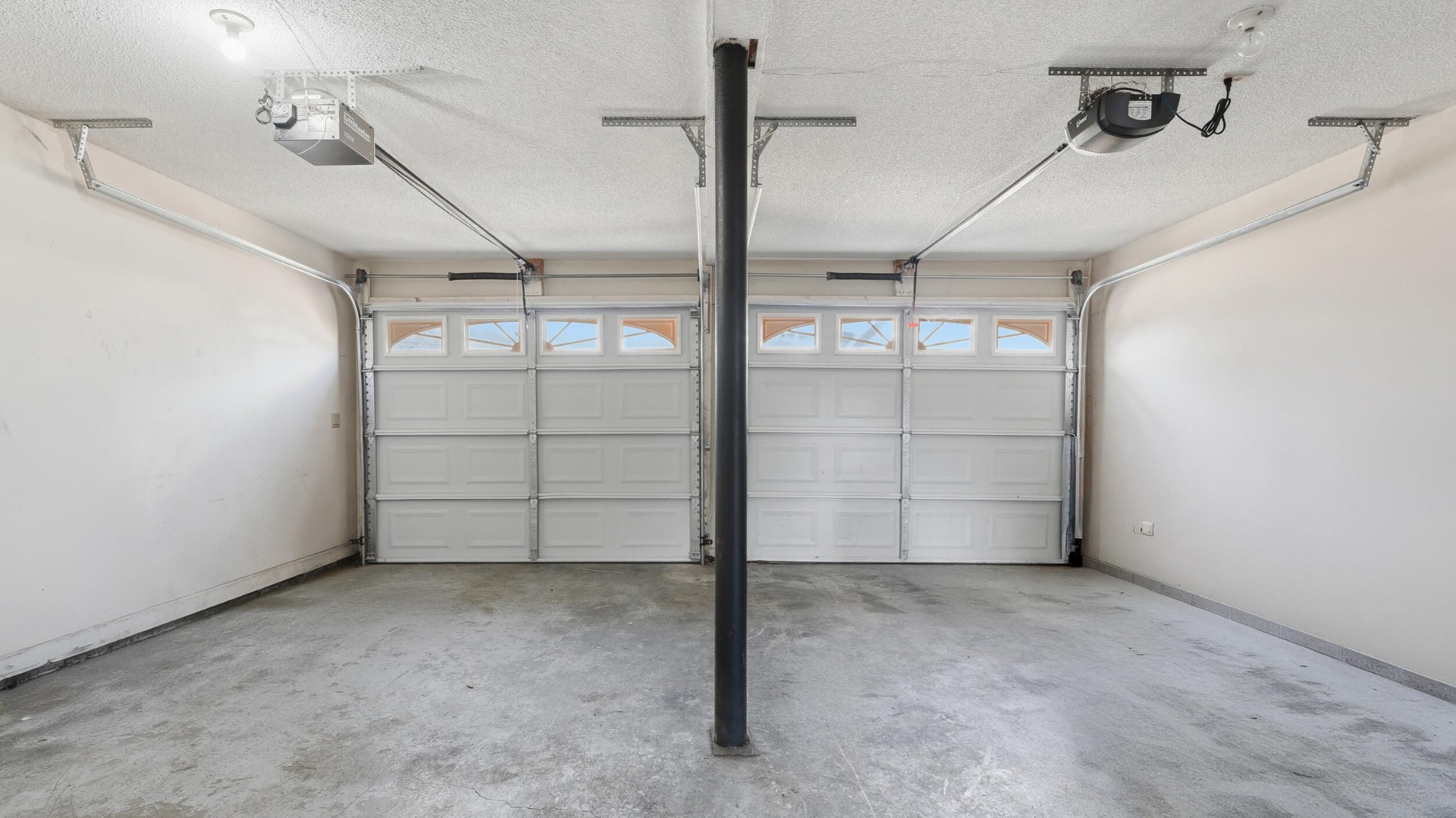 7618 Asherton Lane