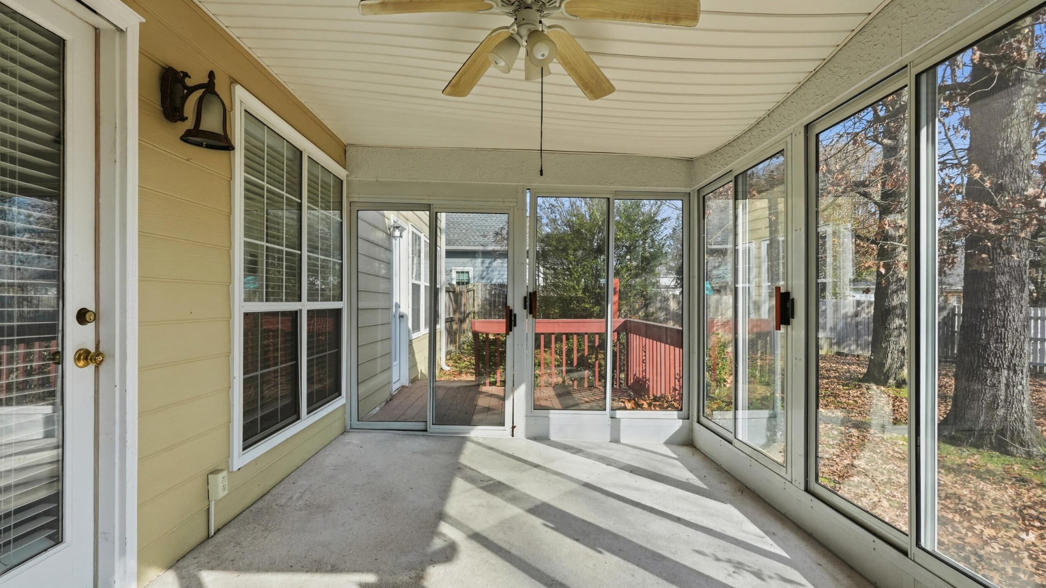 7618 Asherton Lane
