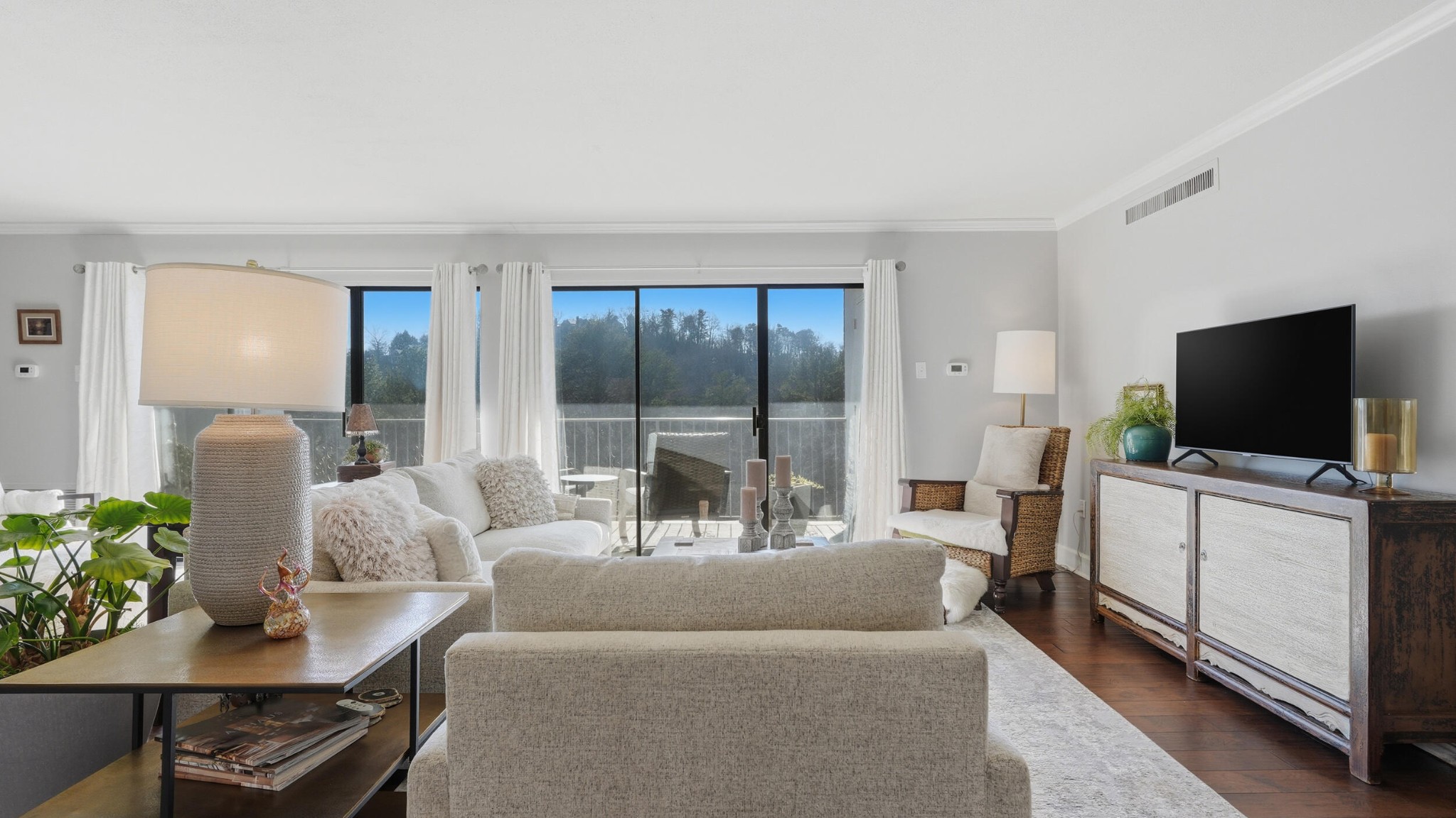 1414 Continental Drive Unit: 407+409