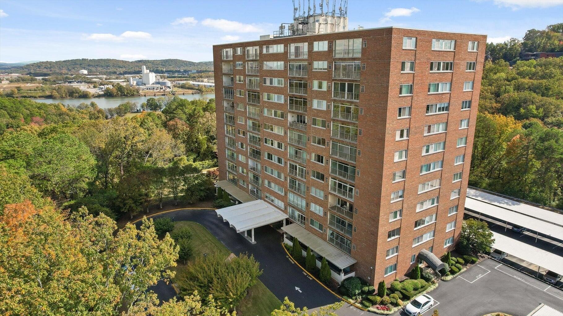 1414 Continental Drive Unit: 407+409