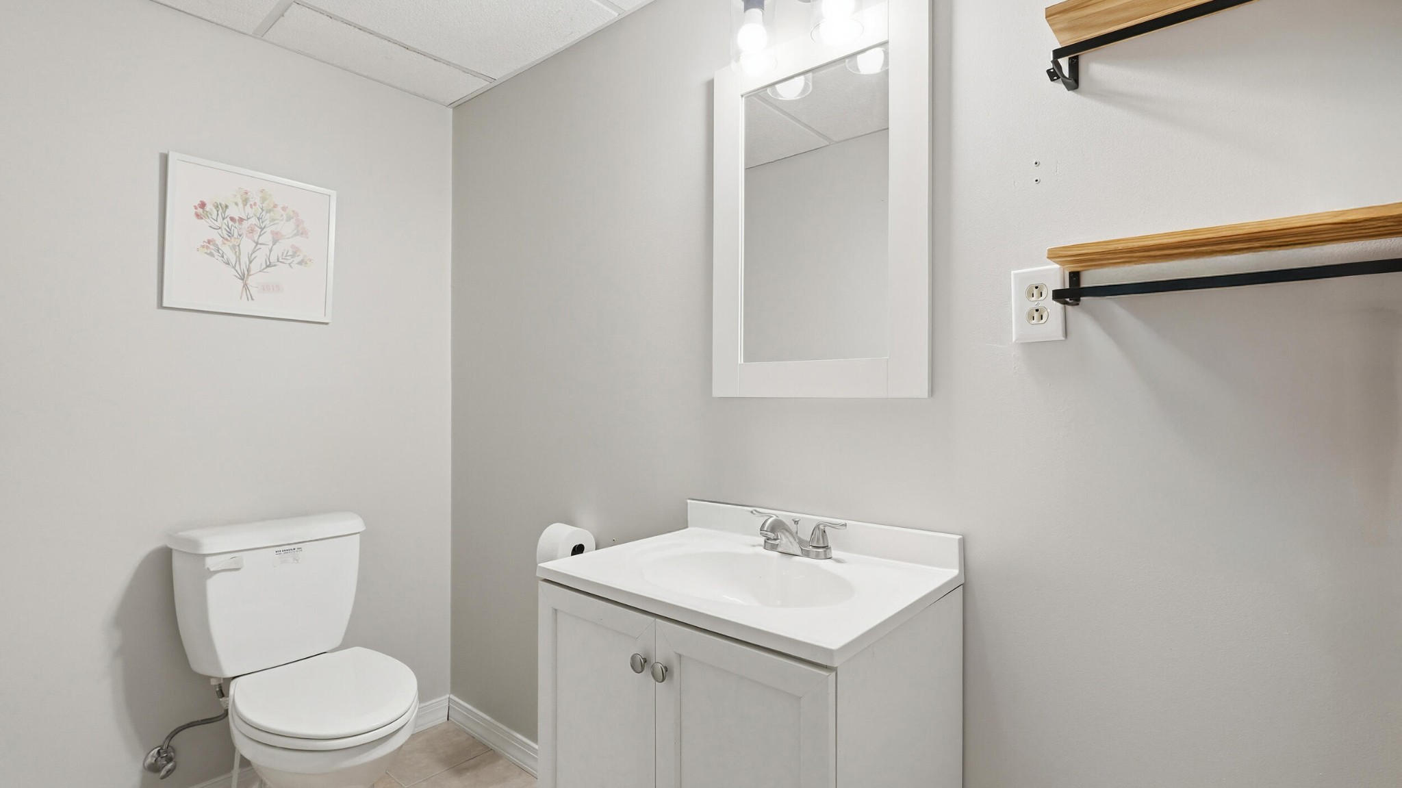 210 Hiwassee Drive, NE