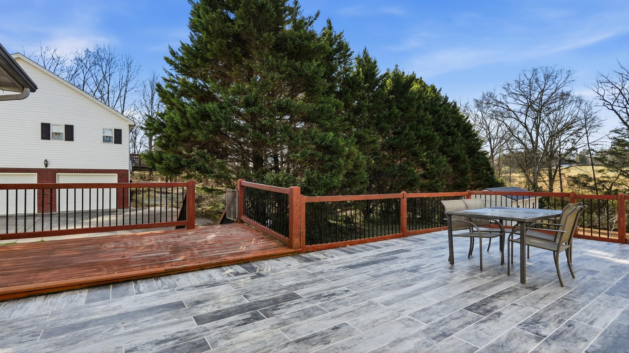 210 Hiwassee Drive, NE