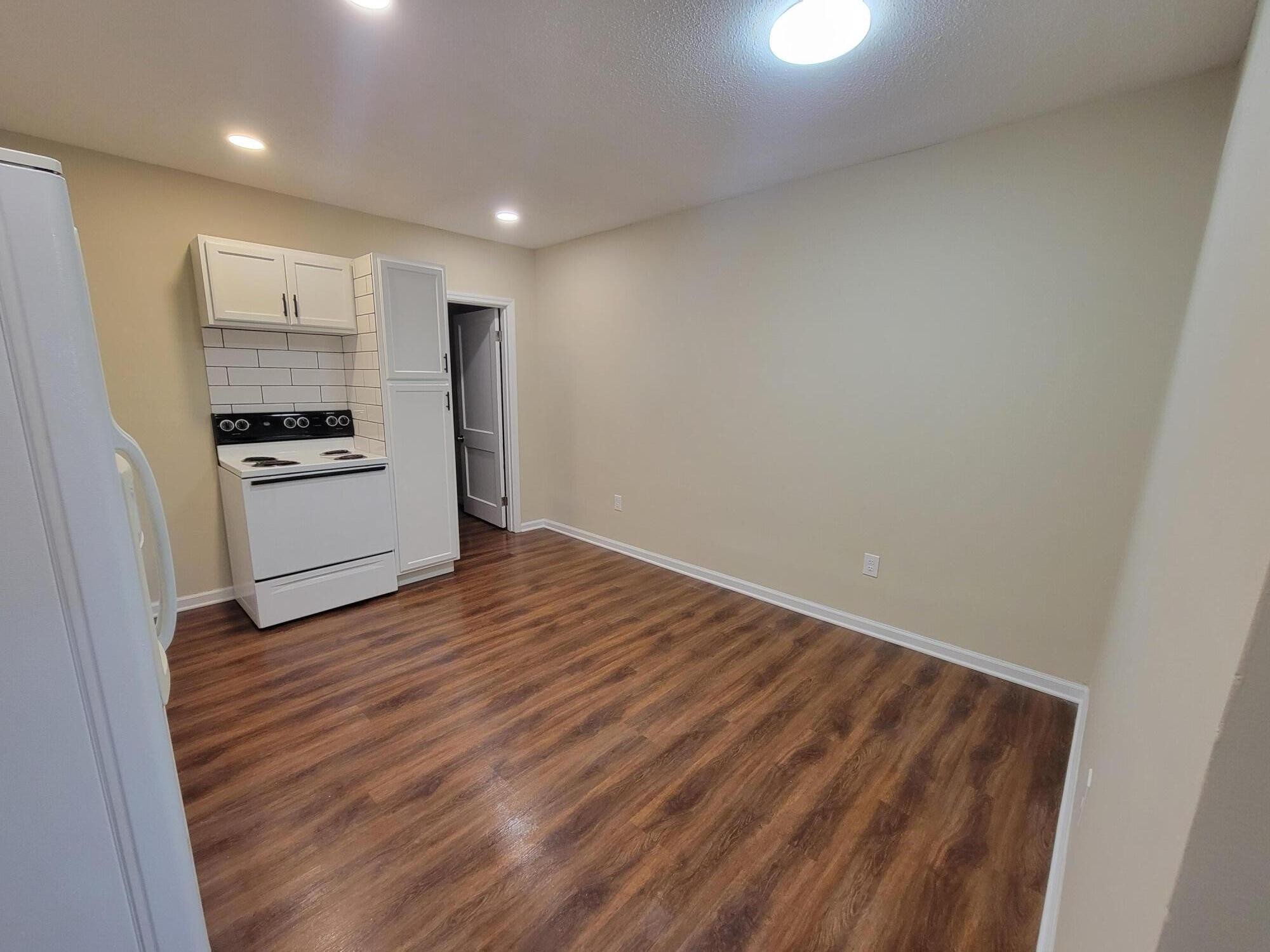 9151 Dallas Hollow Road