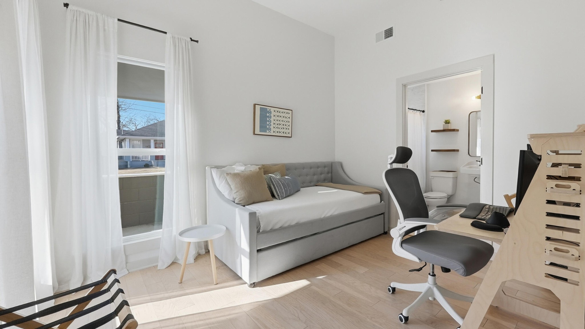 1619 E 12th Street Unit: 109