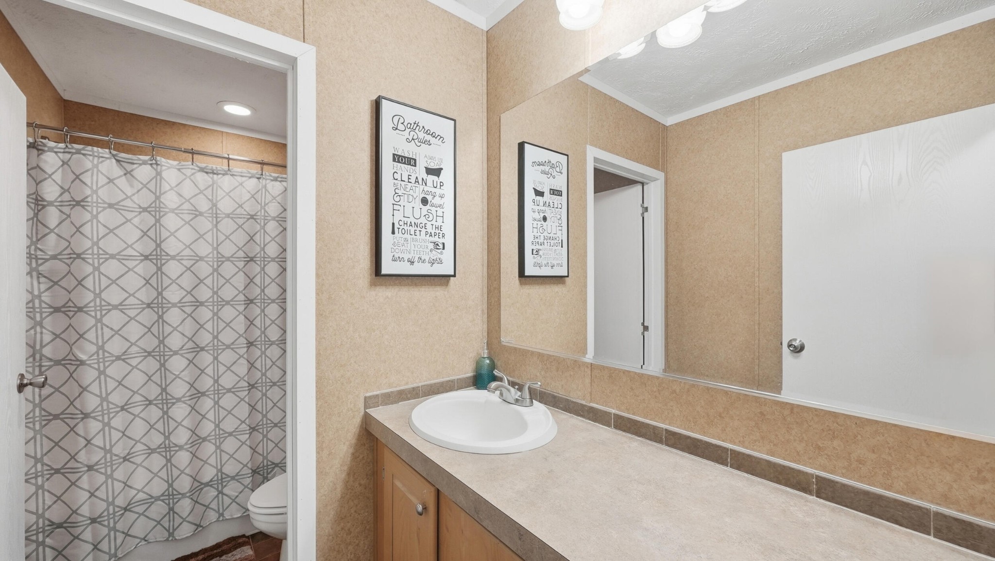 174 Turner Lane, NE