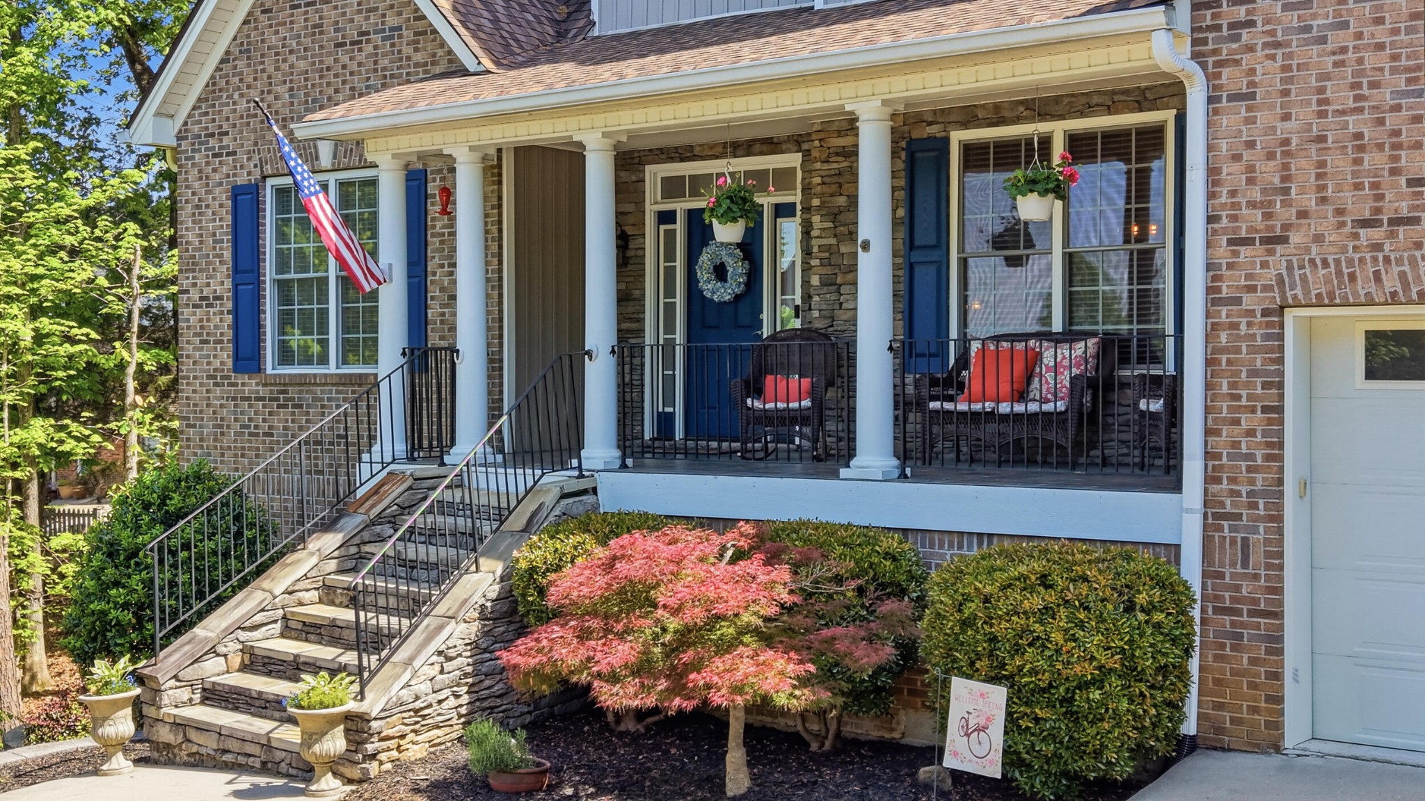 1782 Sterling Point, NW