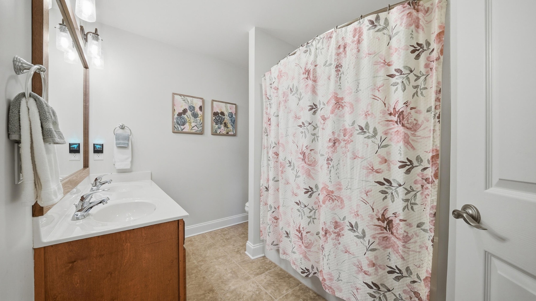 1782 Sterling Point, NW