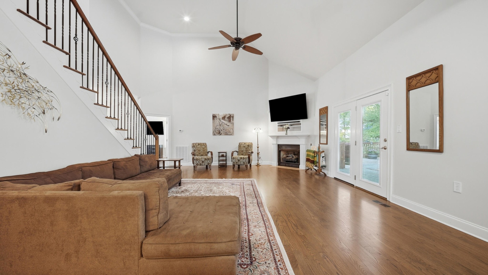 1782 Sterling Point, NW