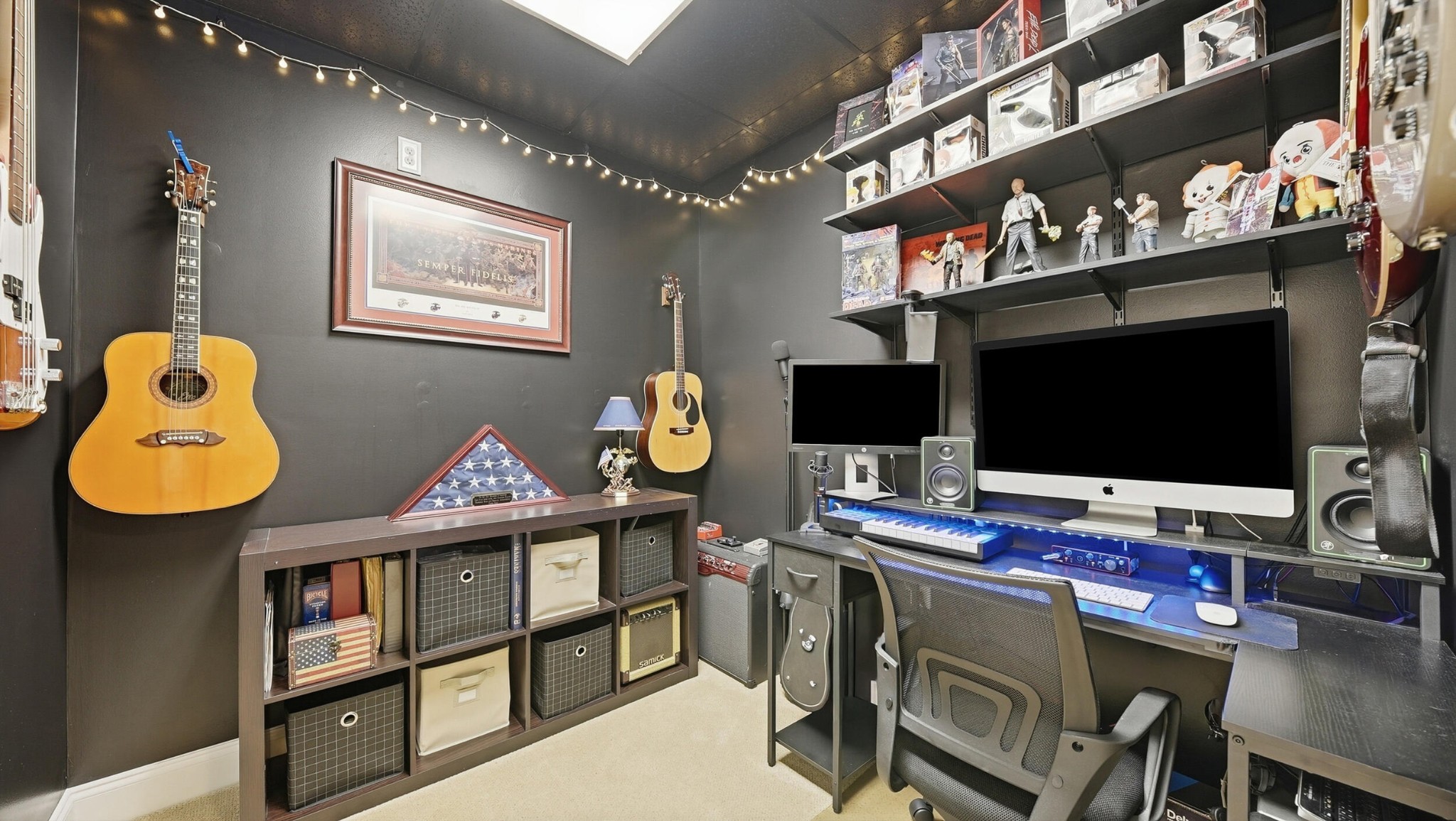 1782 Sterling Point, NW