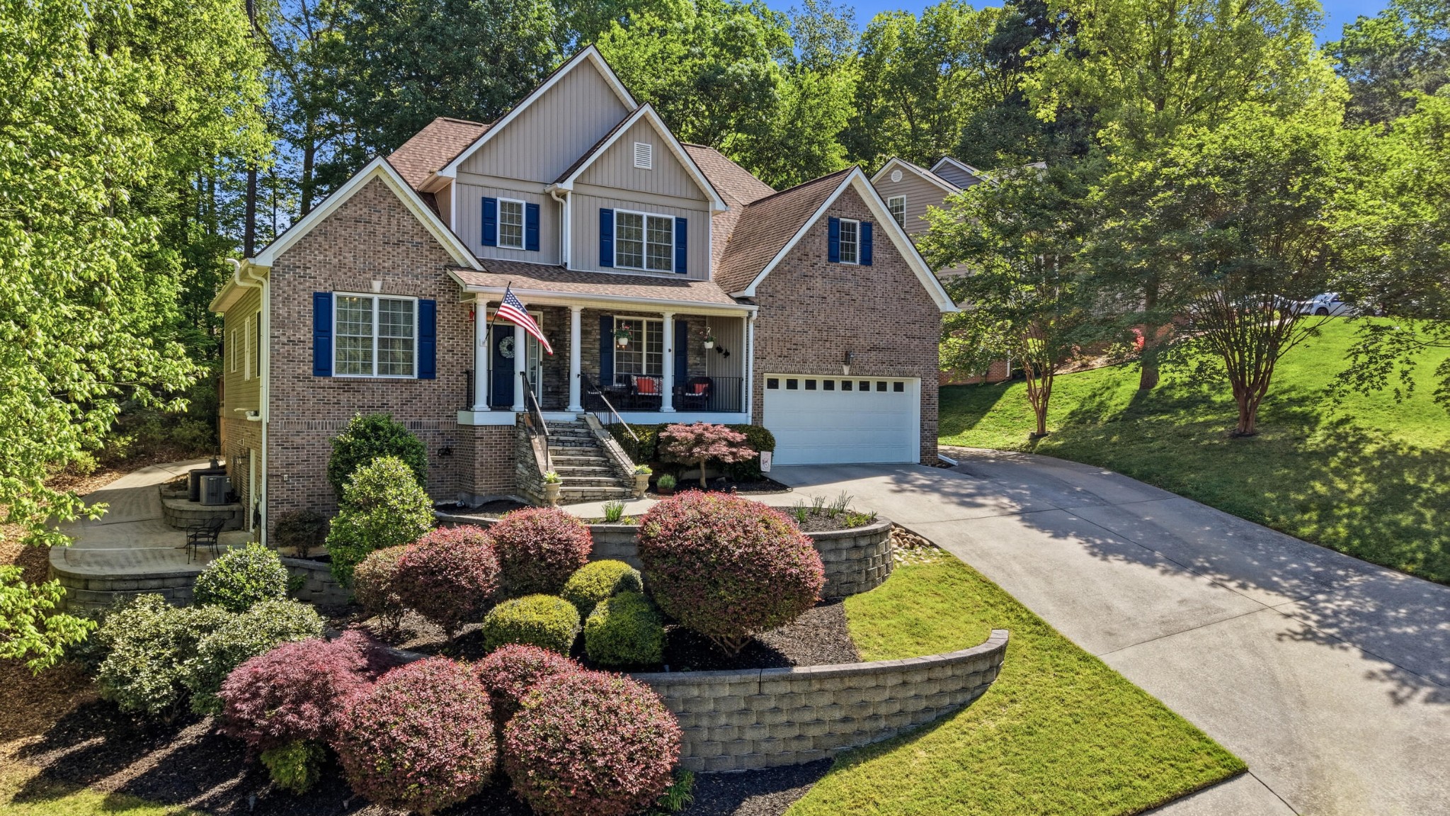 1782 Sterling Point, NW