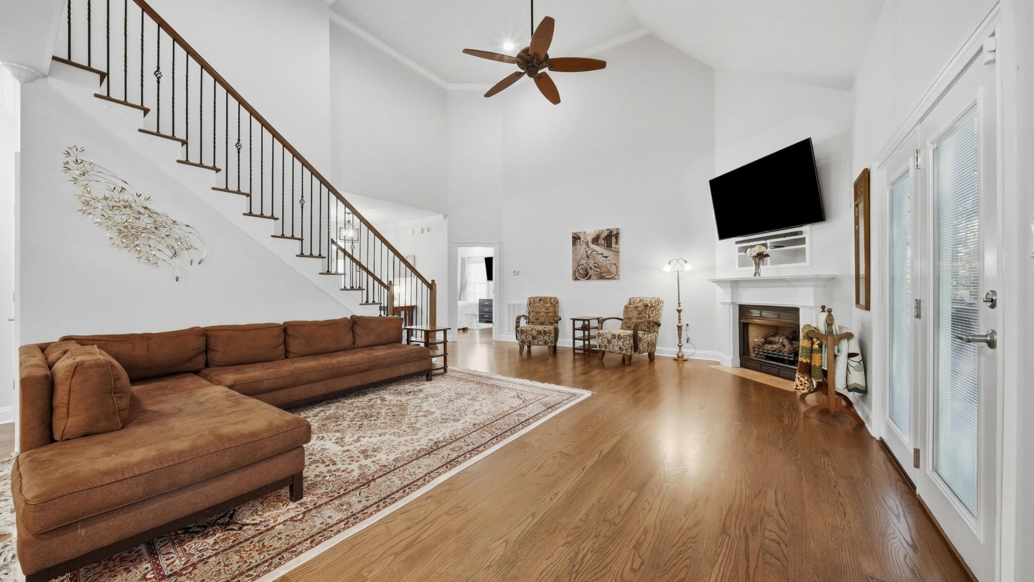 1782 Sterling Point, NW