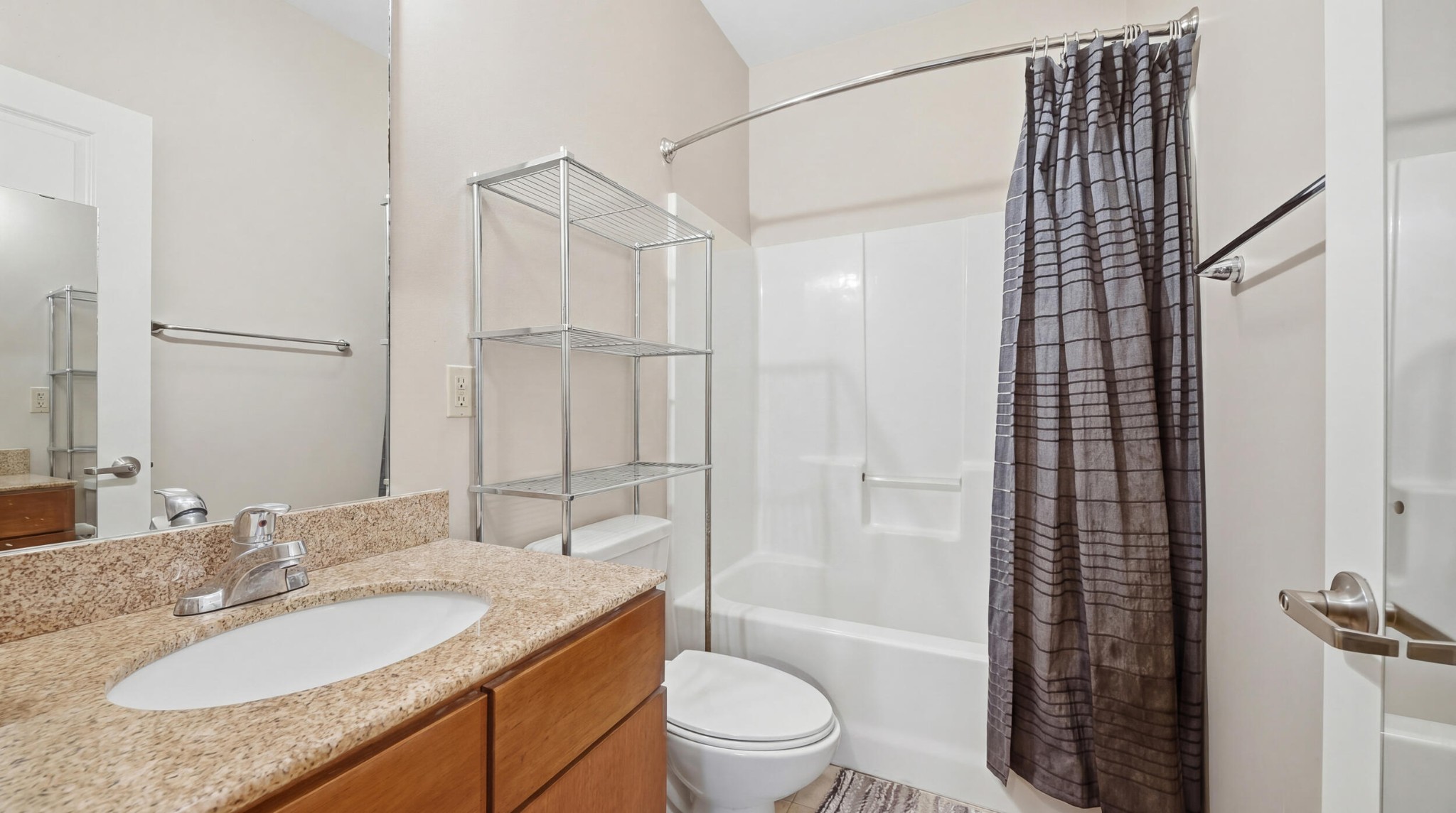 817 Flynn Street Unit: 304