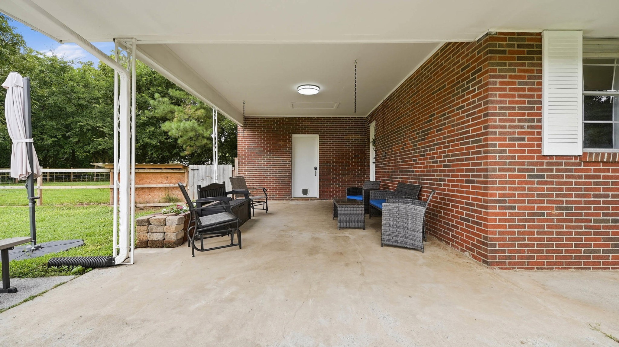 738 County Road