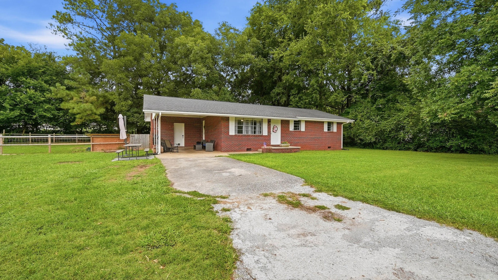 738 County Road