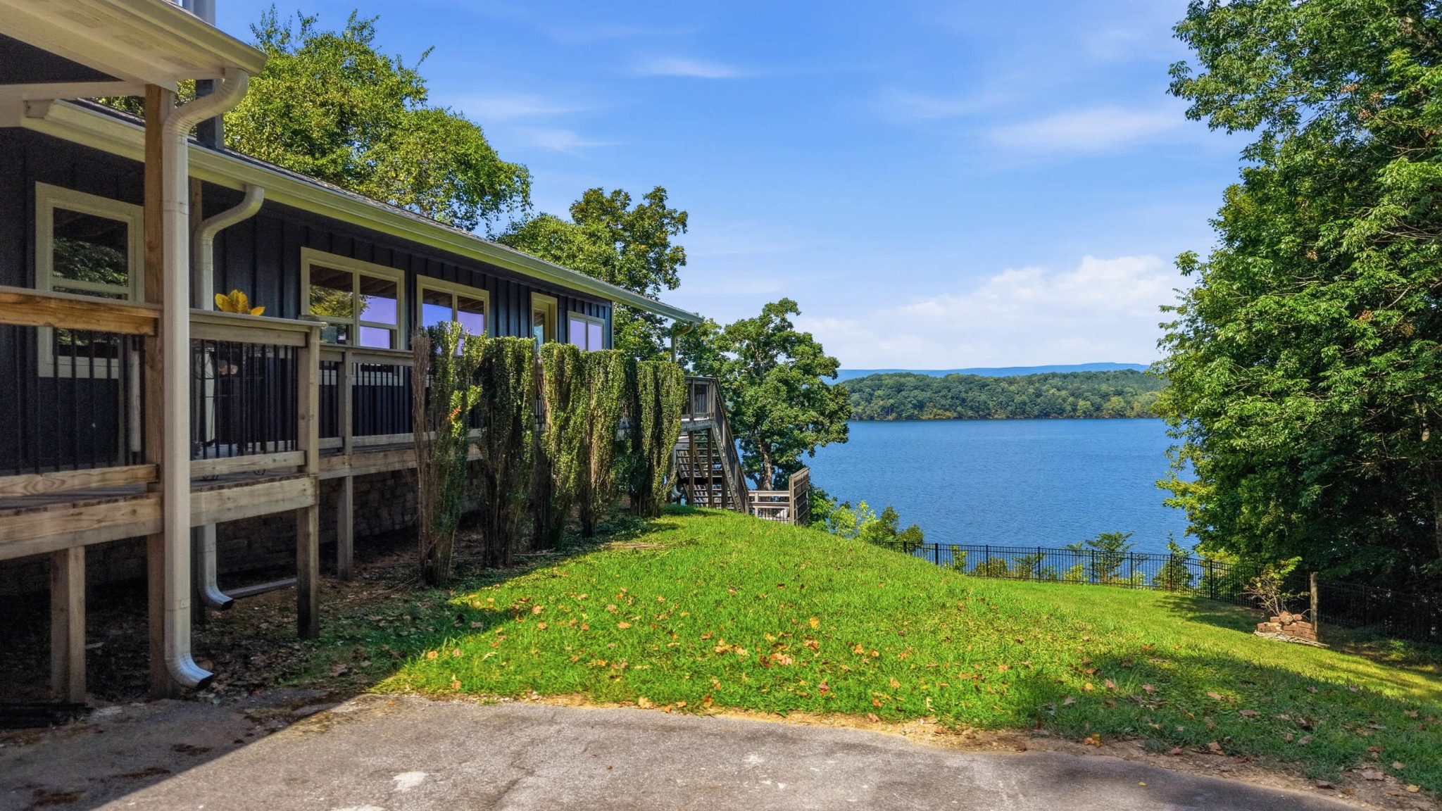 14310 Bluffview Drive