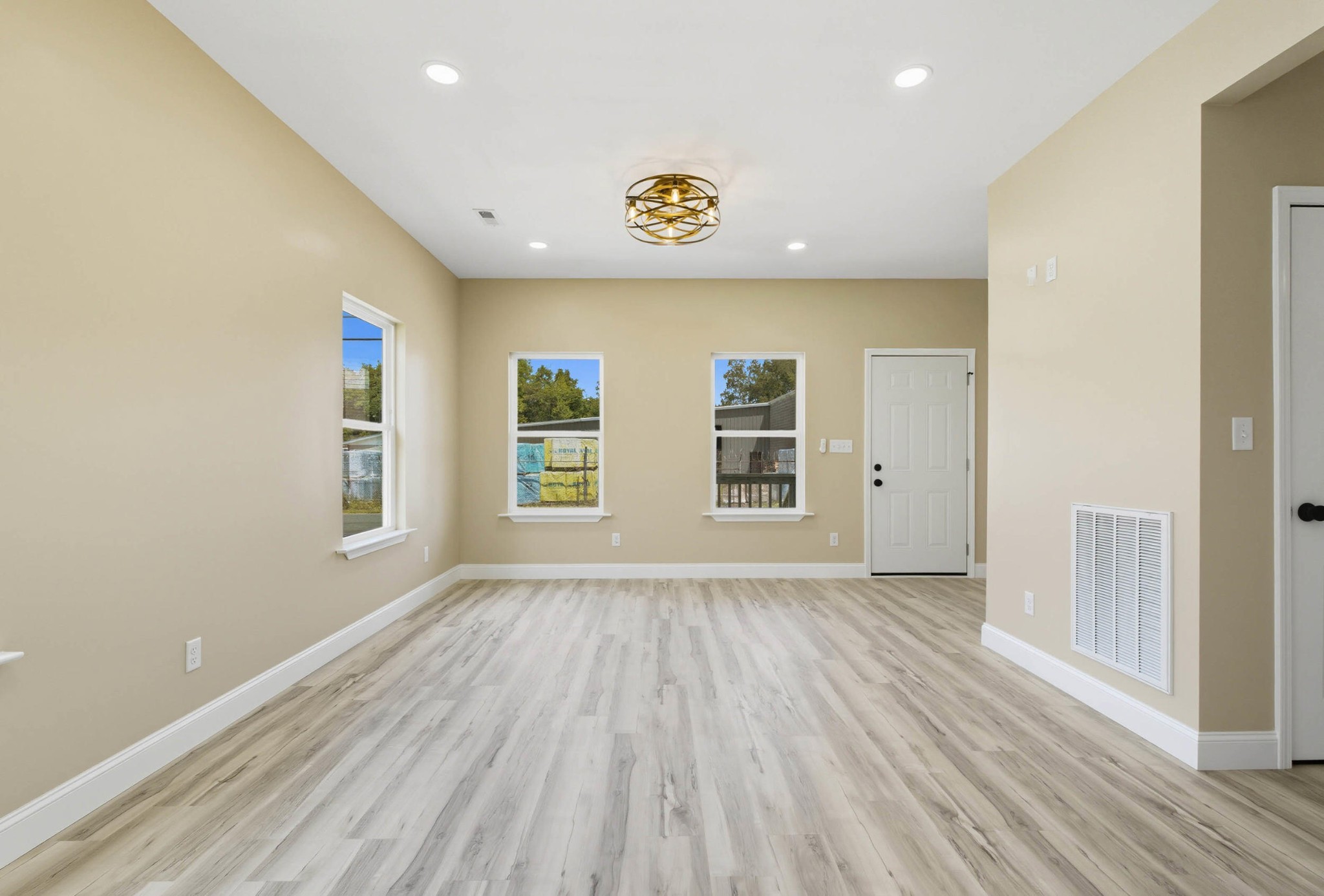 18081810 Ocoee Street