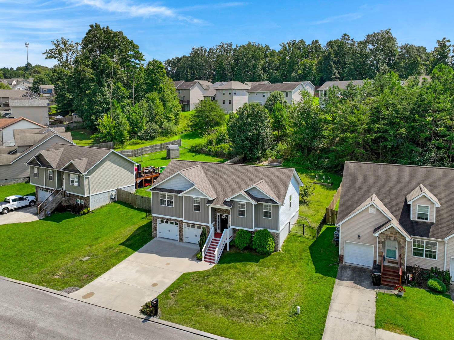 1758 Short Leaf Lane