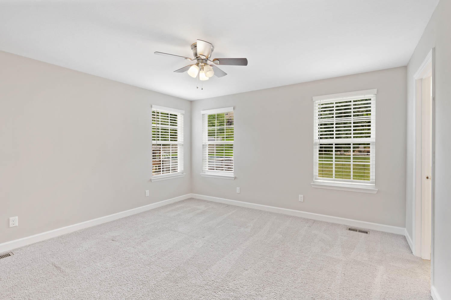 1758 Short Leaf Lane