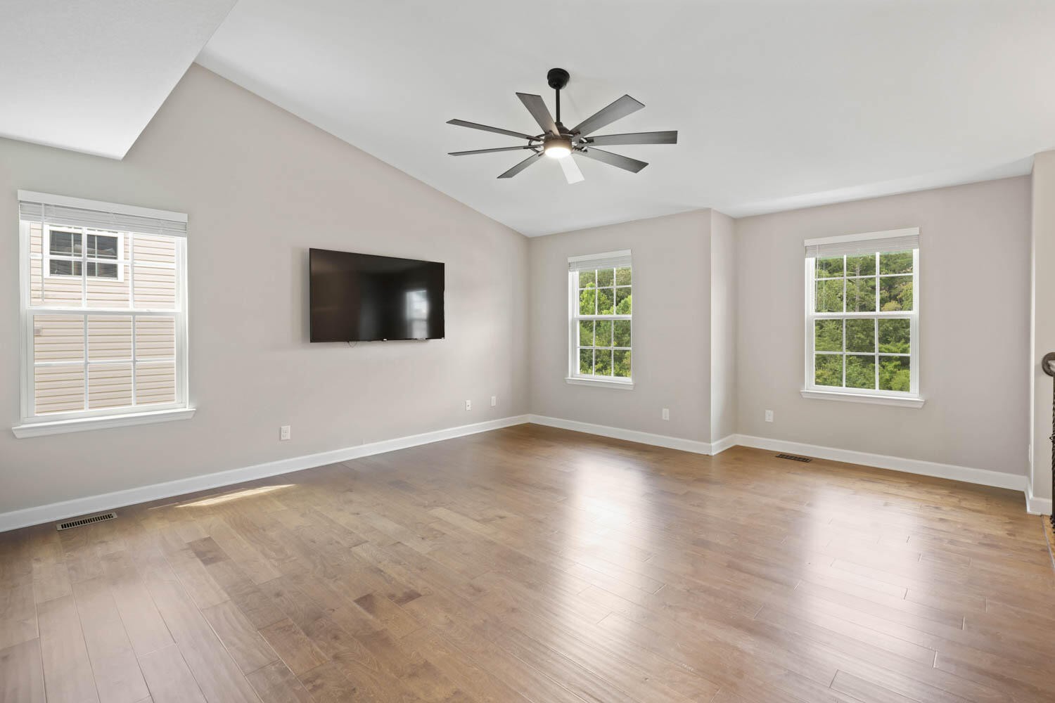 1758 Short Leaf Lane